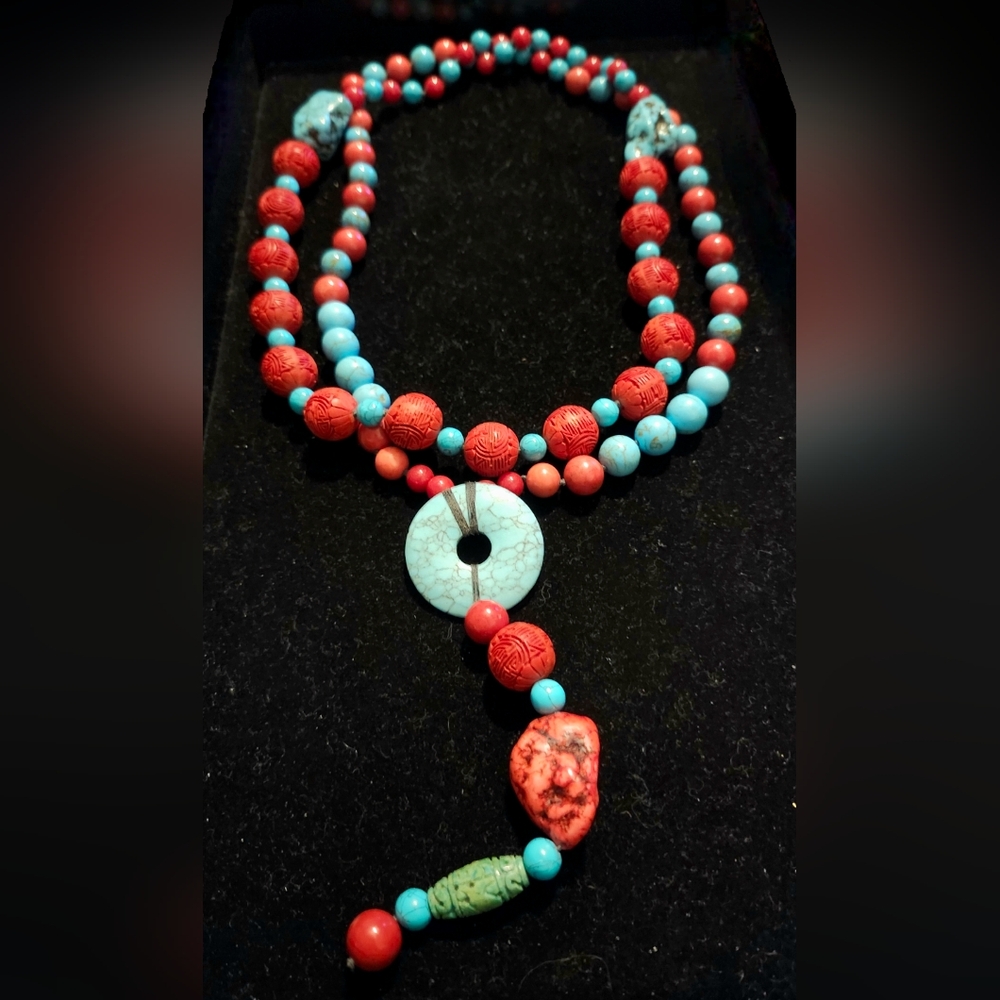 Vintage Turquoise Dyed Howlite & Oriental Carved Faux Cinnabar Beaded Necklace - Picture 3 of 6